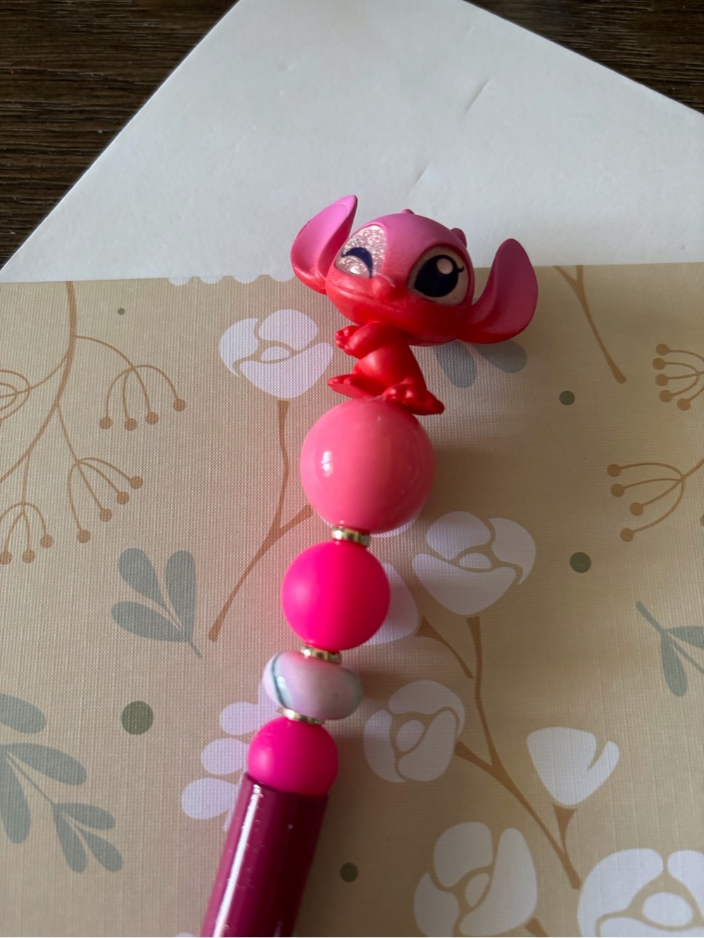 Disney Doorables: Lilo & Stitch: Angel Dual Color handmade beaded pen